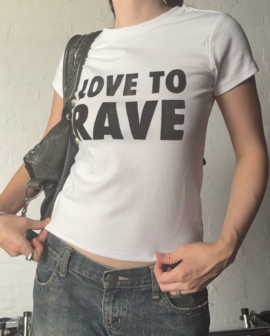 Love to rave baby tee - white